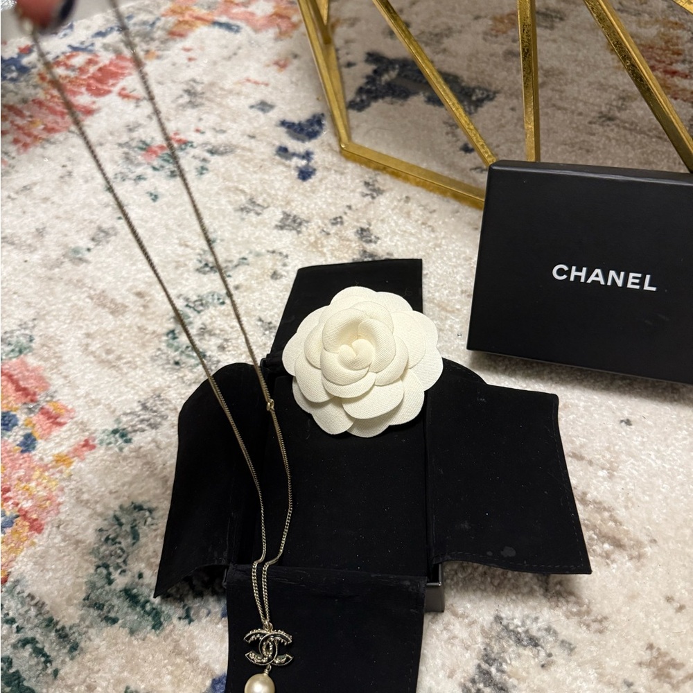 CHANEL Cream Camellia Pendant Necklace